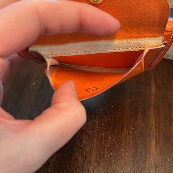 Orange leather wallet and .925 Baltic Amber necklace. - Picture 5 of 5